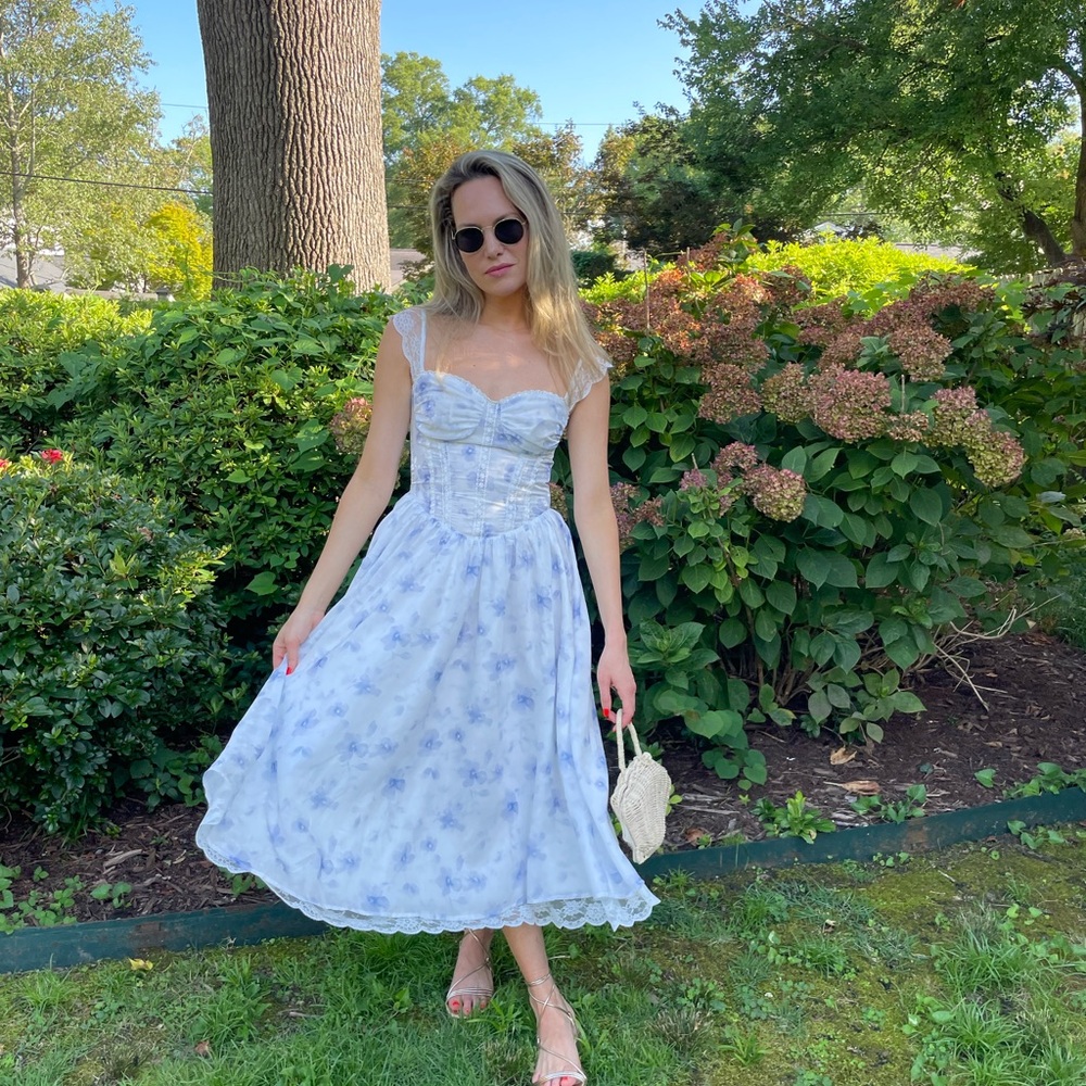 Samantha Dress Chic Blue Floral Midi Dress